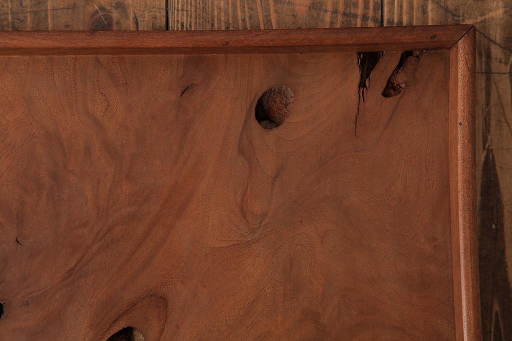 アンティーク雑貨　古民具　総ケヤキ材　美しい杢目が楽しめるお盆2枚セット(トレー、角盆)(R-037630)