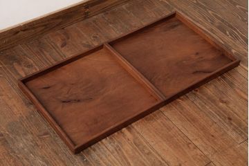 アンティーク雑貨　古民具　総ケヤキ材　美しい杢目が楽しめるお盆2枚セット(トレー、角盆)(R-037631)