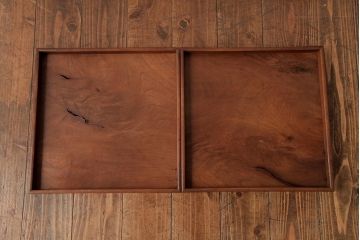 アンティーク雑貨　古民具　総ケヤキ材　美しい杢目が楽しめるお盆2枚セット(トレー、角盆)(R-037631)