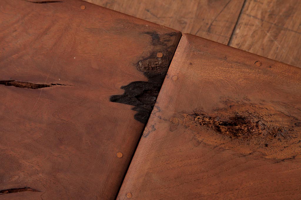 アンティーク雑貨　古民具　総ケヤキ材　美しい杢目が楽しめるお盆2枚セット(トレー、角盆)(R-037631)