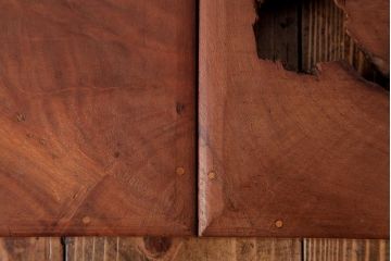 アンティーク雑貨　古民具　総ケヤキ材　美しい杢目が楽しめるお盆2枚セット(トレー、角盆)(R-037635)