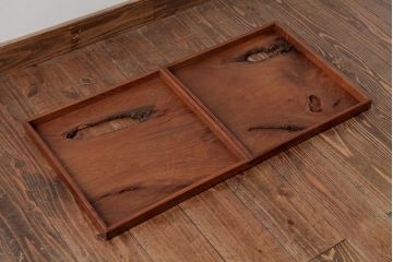 アンティーク雑貨　古民具　総ケヤキ材　美しい杢目が楽しめるお盆2枚セット(トレー、角盆)(R-037638)