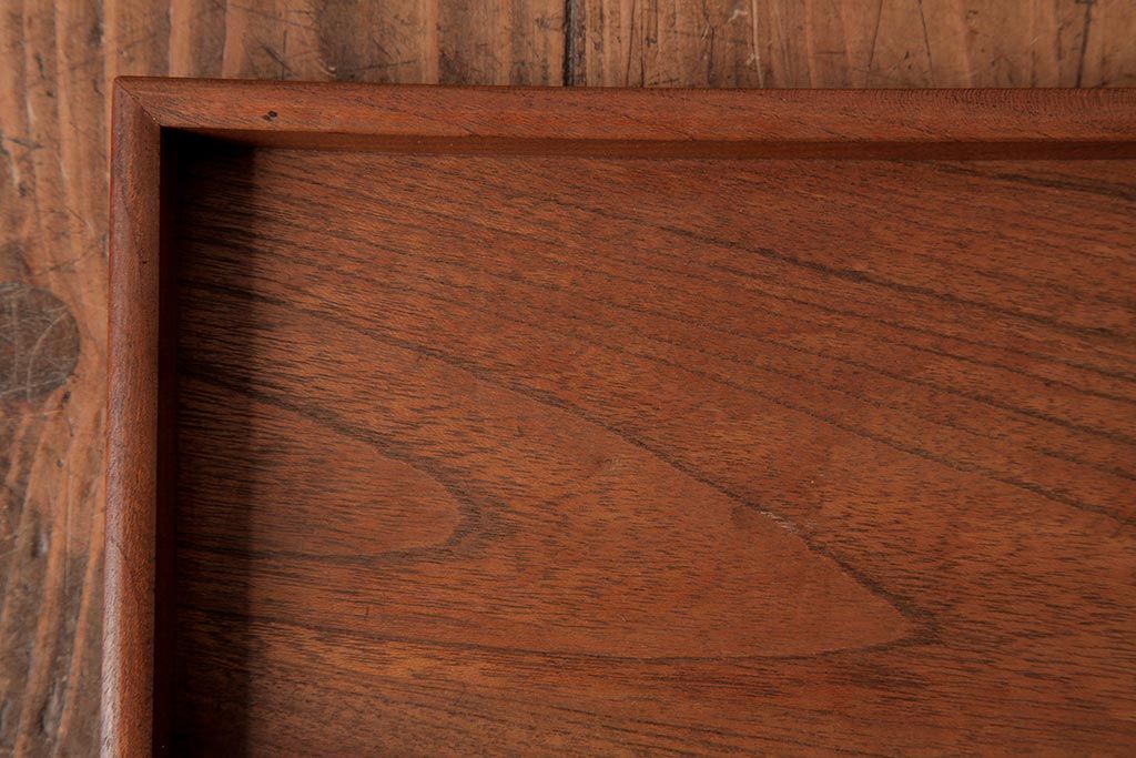 アンティーク雑貨　古民具　総ケヤキ材　美しい杢目が楽しめるお盆2枚セット(トレー、角盆)(R-037639)