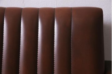 ビンテージ家具　和製ビンテージ　渋さの中に上品さが漂う1人掛けソファ(アームソファ)(R-037647)