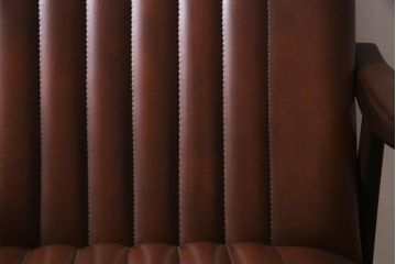 ビンテージ家具　和製ビンテージ　渋さの中に上品さが漂う1人掛けソファ(アームソファ)(R-037647)
