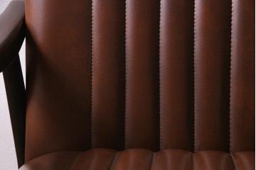 ビンテージ家具　和製ビンテージ　渋さの中に上品さが漂う1人掛けソファ(アームソファ)(R-037647)
