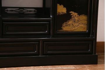 中古　民芸家具　和製　唐木　縞黒檀材　蒔絵と螺鈿の細工が高級感を放つ茶棚(違い棚、収納棚、飾り棚)(R-037648)