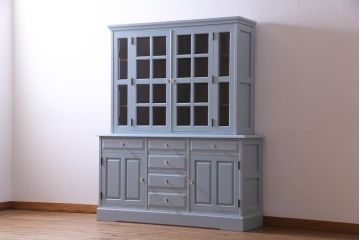 リメイク家具 中古 北海道民芸家具 爽やかなペイントカラーのレトロな食器棚(収納棚、キャビネット)(R-037654)