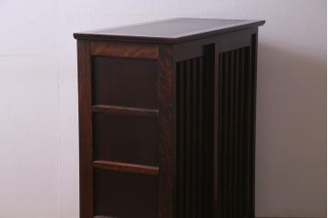 中古　松本民芸家具　落ち着いた佇まいのC型下駄箱(収納棚)(定価約23万5千円)(R-037657)