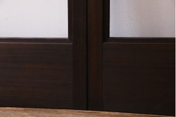 アンティーク建具　大正昭和初期　上品なデザインがシックなガラス戸2枚セット(建具、引き戸)(R-037675)
