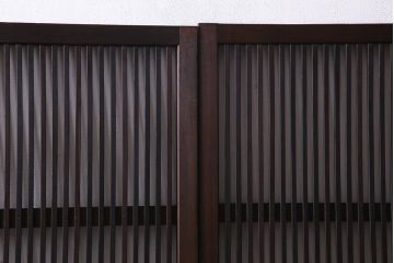 アンティーク建具　当店オリジナルガラス　色ガラスがアクセントの大正ロマンに合う格子戸2枚セット(ガラス帯戸、引き戸、建具)(R-037678)