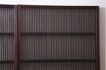 アンティーク建具　当店オリジナルガラス　色ガラスがアクセントの大正ロマンに合う格子戸2枚セット(ガラス帯戸、引き戸、建具)(R-037678)
