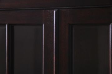 中古美品　松本民芸家具　シックなインテリアと相性の良いC型書棚(ブックケース、本棚、本箱、飾り棚)(定価約63万円)