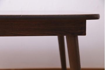 レトロ家具　ちゃぶ台リメイク　栓材　味のあるシンプルなセンターテーブル(ローテーブル)(R-037694)