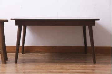 レトロ家具　ちゃぶ台リメイク　栓材　味のあるシンプルなセンターテーブル(ローテーブル)(R-037694)