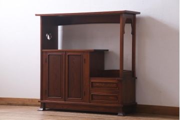 中古　国産　民芸家具　栓材　桐の透かしがアクセントのシンプルな茶棚(飾り棚、収納棚、桐箪笥、桐たんす)(R-037703)