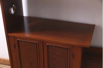 中古　国産　民芸家具　栓材　桐の透かしがアクセントのシンプルな茶棚(飾り棚、収納棚、桐箪笥、桐たんす)(R-037703)
