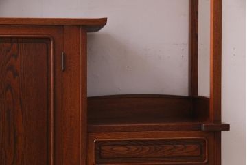 中古　国産　民芸家具　栓材　桐の透かしがアクセントのシンプルな茶棚(飾り棚、収納棚、桐箪笥、桐たんす)(R-037703)