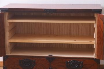 中古　岩谷堂箪笥　棚板リメイク　衣装盆付き　2WAYタンス(キャビネット、サイドボード、チェスト、収納棚)(R-037707)