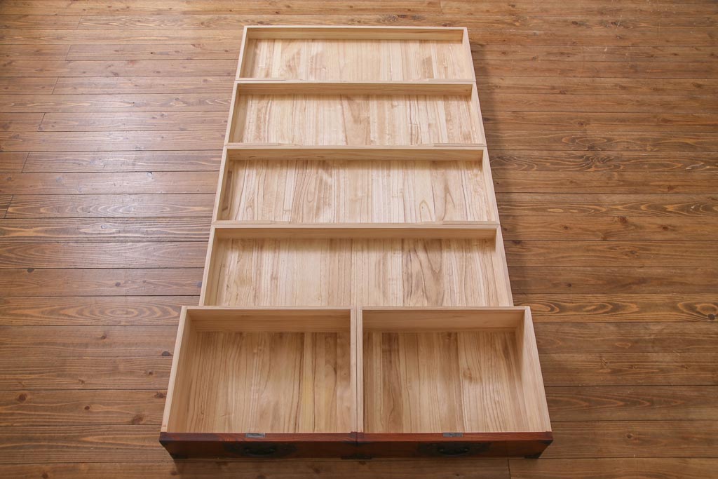 中古　岩谷堂箪笥　棚板リメイク　衣装盆付き　2WAYタンス(キャビネット、サイドボード、チェスト、収納棚)(R-037707)