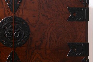 中古　岩谷堂箪笥　棚板リメイク　衣装盆付き　2WAYタンス(キャビネット、サイドボード、チェスト、収納棚)(R-037707)