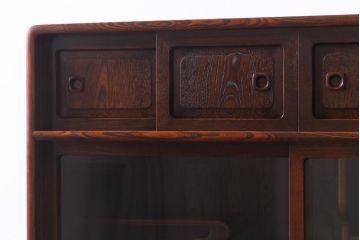 中古　指物家具　三方ケヤキ材　桐材　上質な作りの高級茶箪笥(和タンス、キャビネット、飾り棚)(定価約39万円)(R-037716)