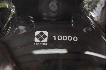 中古　HARIO(ハリオ)　10000　直径26cm　五ツ口フラスコ・スタンド付き(丸底フラスコ、実験器具、ディスプレイ)(R-037718)