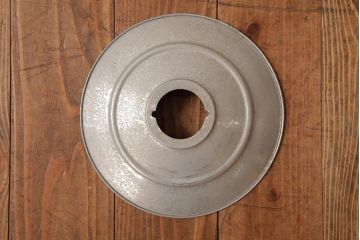 レトロ雑貨　アウトドア気分を演出するインテリアとしておすすめなオイルランプ(吊りランプ)(R-037721)