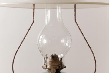 アンティーク雑貨　5分芯　レトロ　乳白色シェードのオイルランプ(吊りランプ、ディスプレイ)(R-037723)