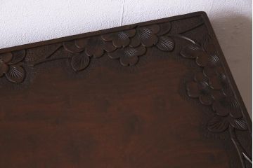 中古　伝統工芸　軽井沢彫り　引き出し付き　繊細な桜の彫りが美しいサイドテーブル(花台、飾り台、引き出し)(R-037726)