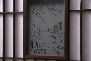 アンティーク建具　山水図の透かしが目を引く額入り障子戸2枚セット(引き戸)(R-037727)