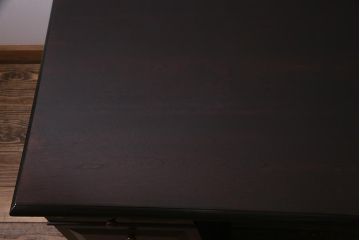 中古　松本民芸家具　シックな色合いが上品なM型両袖机(デスク)(定価62万円)(R-037729)