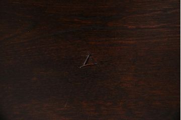 中古　松本民芸家具　シックな色合いが上品なM型両袖机(デスク)(定価62万円)(R-037729)