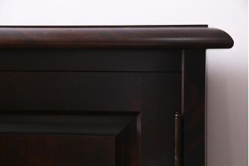 中古　北海道民芸家具　特注サイズ　シックで落ち着きのある色味のサイドボード(収納棚、戸棚、キャビネット)(R-037730)