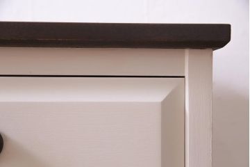 中古　リメイク　北海道民芸家具　上品さが感じられるレトロシックなペイントサイドボード(収納棚、戸棚)(R-037732)