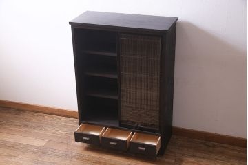 ラフジュ工房オリジナル　古建具リメイク　和の風情漂う組子引き戸のキャビネット(書院戸、収納棚、戸棚)(R-037738)