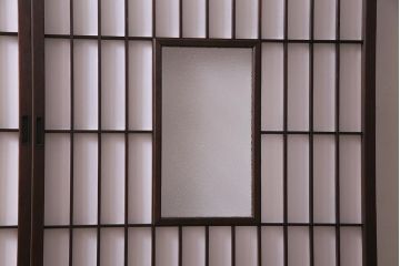 アンティーク建具　和製アンティーク　昭和初期　ダイヤガラス　和の趣たっぷりのダイヤガラス入り縦額障子戸2枚セット(引き戸、格子戸、建具)(R-037743)