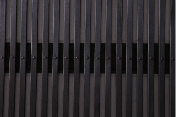 アンティーク建具　和製アンティーク　大正昭和初期　裏障子付き　ガラス入り　縦格子が美しいシックでモダンな雰囲気の格子戸2枚セット(引き戸、障子戸、建具)(R-037745)