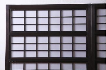 アンティーク建具　和製アンティーク　大正昭和初期　裏障子付き　ガラス入り　縦格子が美しいシックでモダンな雰囲気の格子戸2枚セット(引き戸、障子戸、建具)(R-037745)