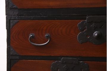 アンティーク家具　明治大正期　前面ケヤキ材　格式高い和の空間づくりが叶う庄内箪笥(重ね箪笥、衣装箪笥)(R-037750)