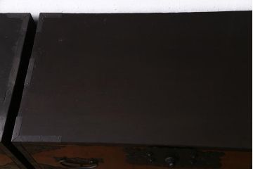 アンティーク家具　美品!　前面ケヤキ材・中桐材　かくし付き　重ね佐渡小木箪笥(時代箪笥、衣装箪笥、和タンス、引き出し、桐箪笥、桐たんす)(R-037752)