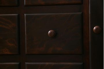 中古　松本民芸家具　洗練された佇まいのC型食器棚(飾り棚、収納棚、キャビネット)(定価約77万円)(R-037754)