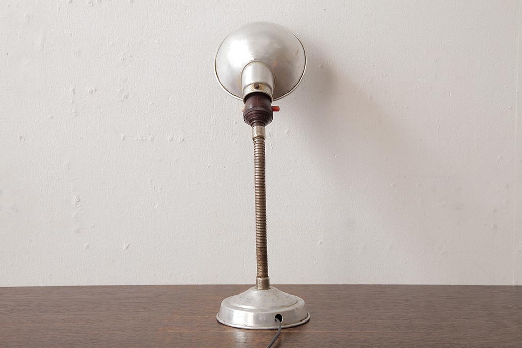 レトロ照明　昭和レトロ　シンプルなシェードのスタンドライト(卓上照明、デスクスタンド)(R-037757)