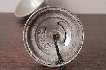 レトロ照明　昭和レトロ　シンプルなシェードのスタンドライト(卓上照明、デスクスタンド)(R-037757)