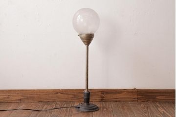 レトロ照明　インダストリアル　珍しいデザインのフロアスタンド(スタンドライト)(R-037758)