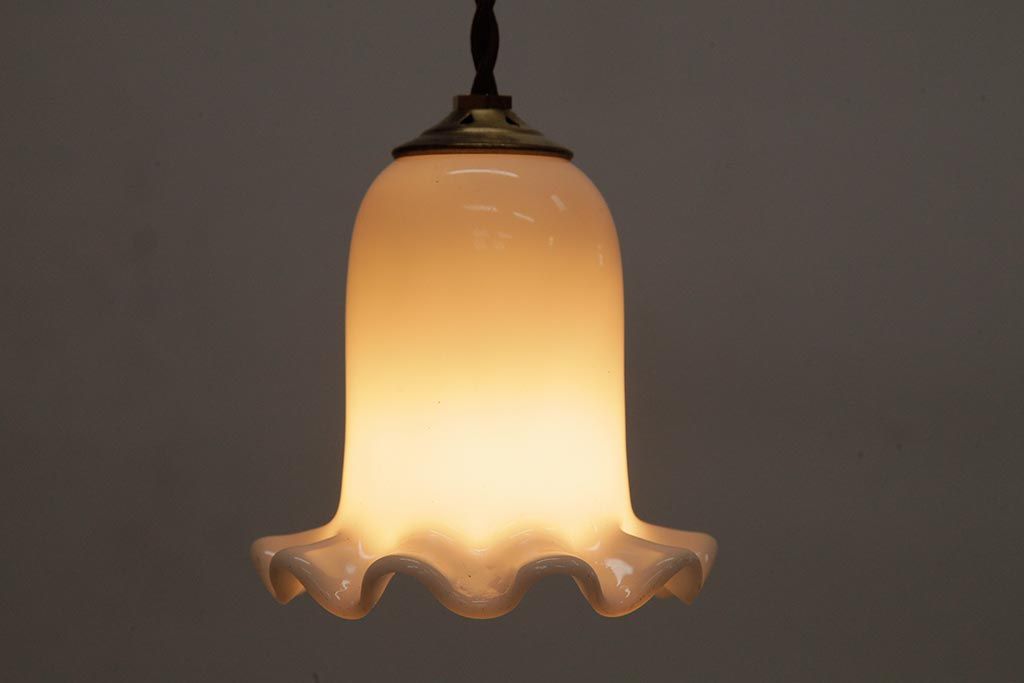 ビンテージ照明　愛らしいフリルシェードのペンダントライト(吊り下げ照明、天井照明)(R-037761)