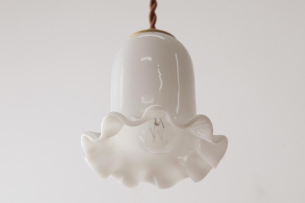 ビンテージ照明　愛らしいフリルシェードのペンダントライト(吊り下げ照明、天井照明)(R-037761)