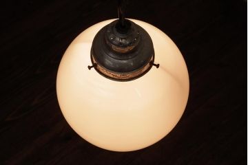アンティーク照明　昭和初期　ぽってりとしたシルエットが愛らしい吊り下げ照明(天井照明、ペンダントライト)(R-037762)