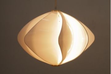 ビンテージ照明　インテリアのアクセントにもおすすめな吊り下げ照明(ペンダントライト、天井照明)(R-037764)