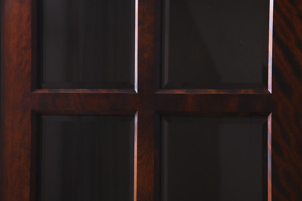 中古　北海道民芸家具　#115　落ち着いた色味のブックケース(本箱、収納棚、戸棚)(R-037765)